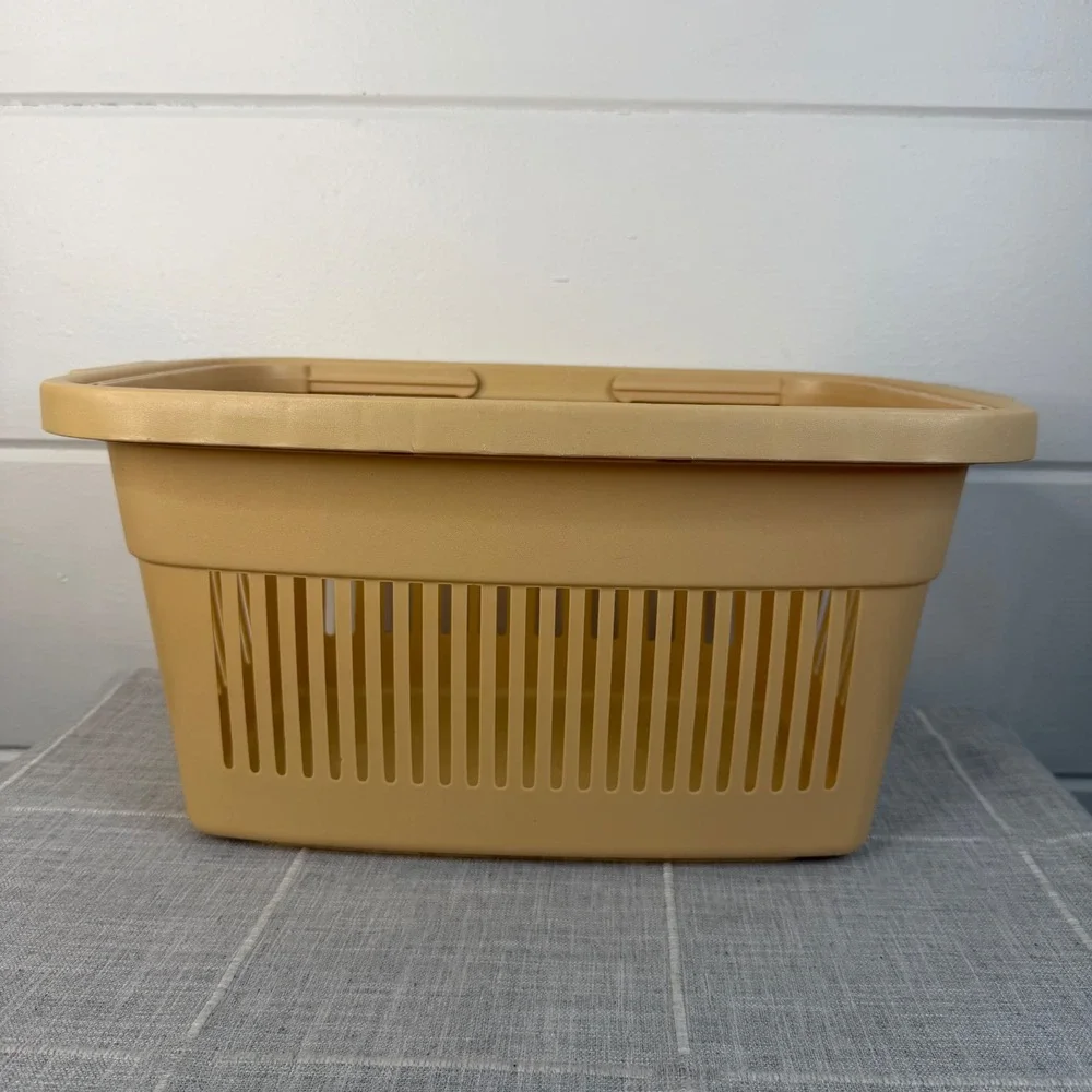 Vintage‎ Rubbermaid 18